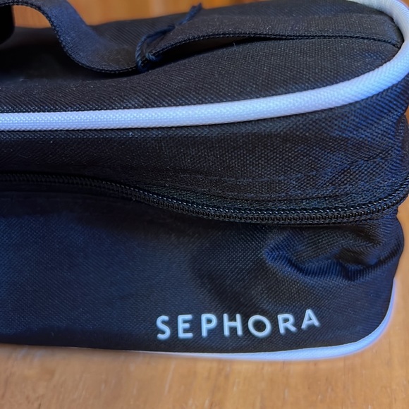 NIB GLAMGLOW bundle with Cosmetics bag - Picture 7 of 7